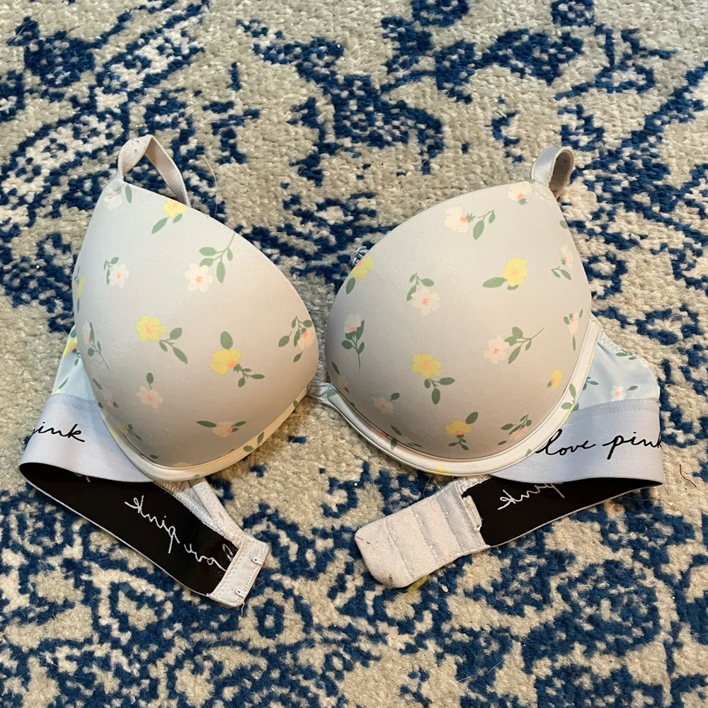 victoria’s secret pink bombshell push up bra